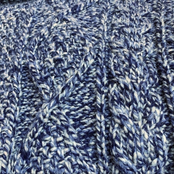 Otavalo Native American Wool ZipUp Hooded Cardigan - Picture 8 of 8